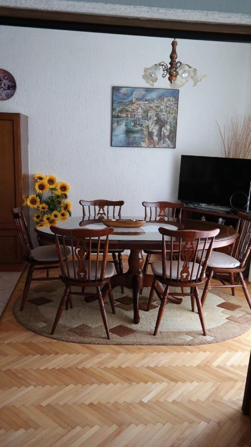 נובי ווינודולסקי Apartman Ana מראה חיצוני תמונה